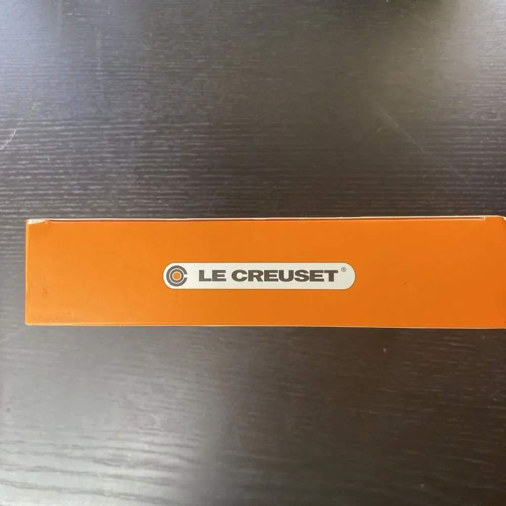 Le Creuset Lot Lever Corkscrew- LM150 Shiny Volcanic Orange Pack & Wine pump Set